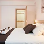 Boris Apartment